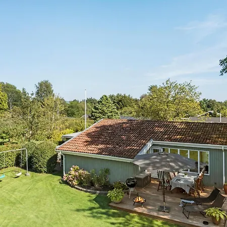 3 Bedroom Cozy In