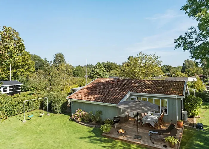 3 Bedroom Cozy In